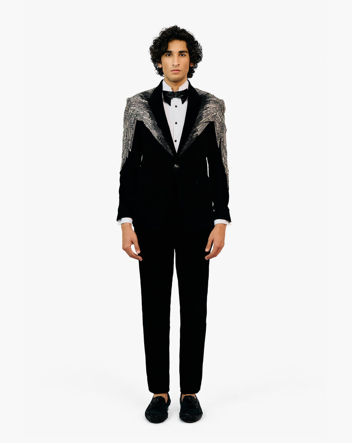 Molten Metal Tuxedo