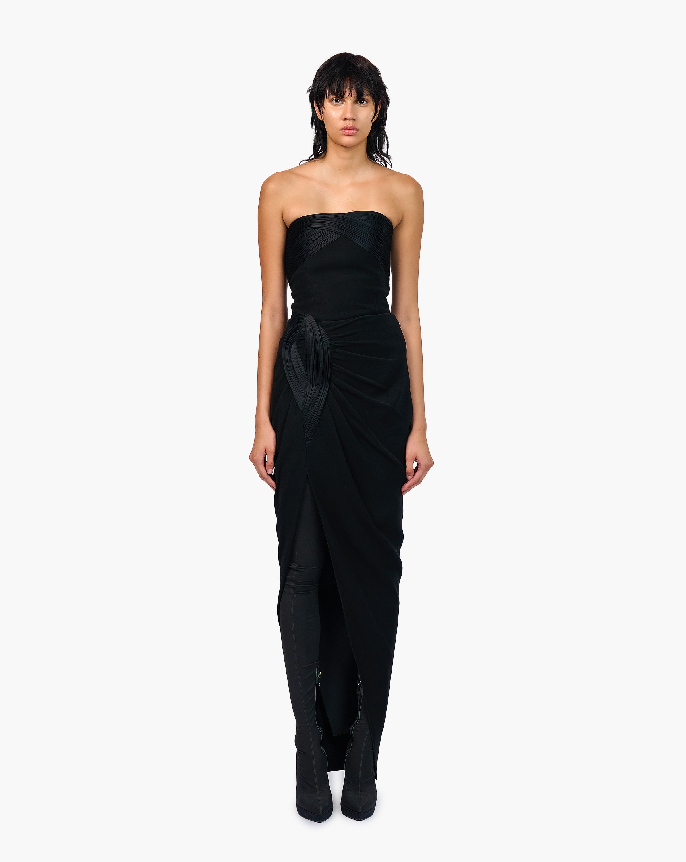 The Nyx Sculpted Wave Skirt