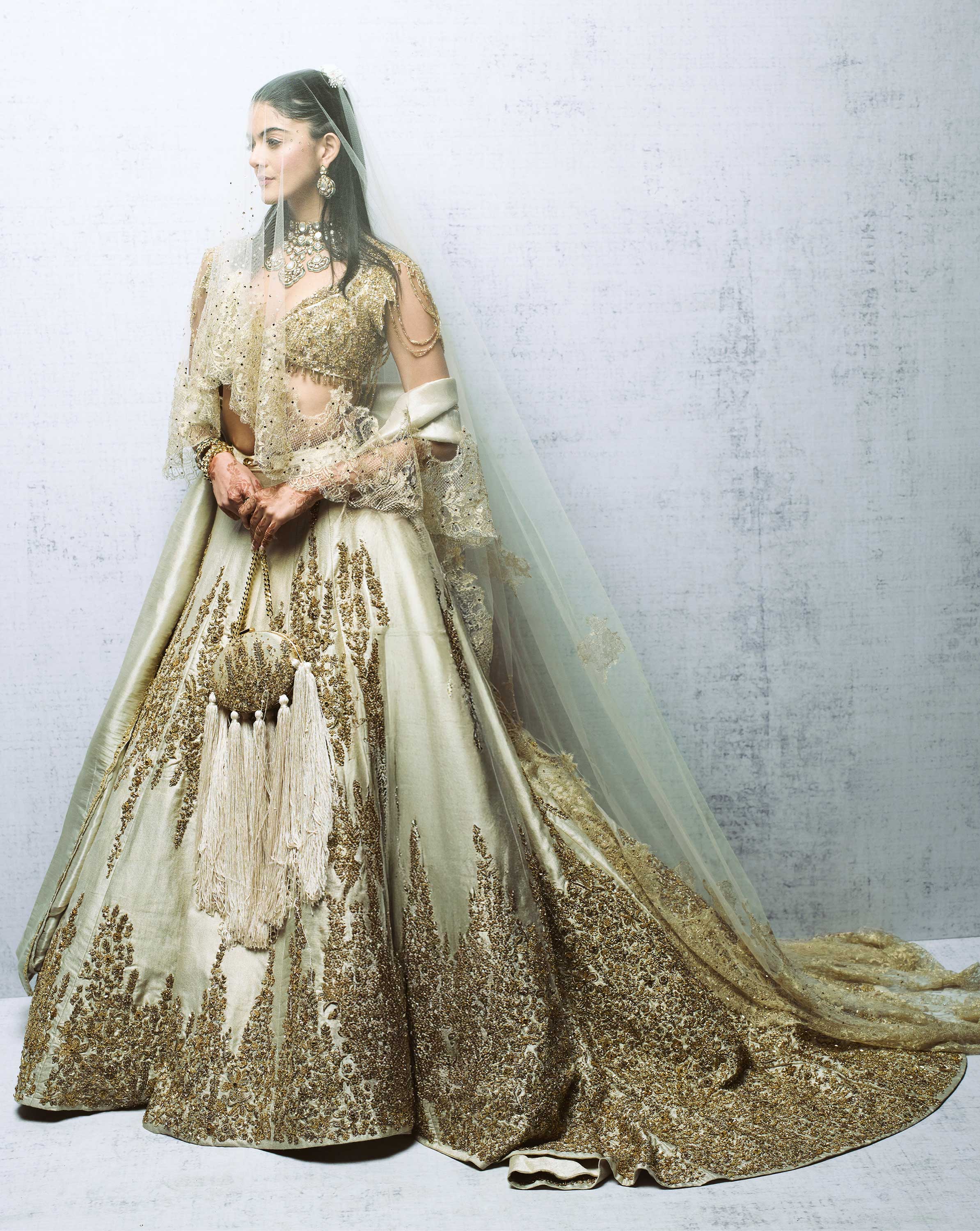 Svarnakshi Lehenga